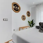 White Paradise Apartmán