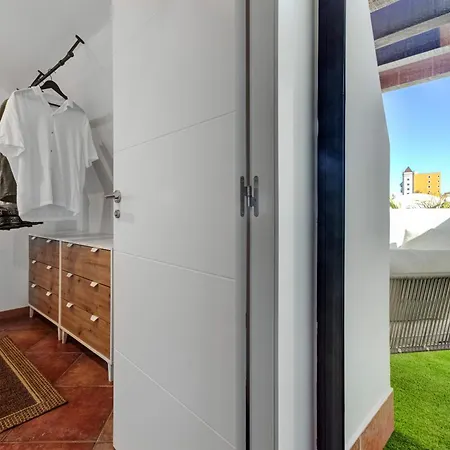 White Paradise דירה אדחה