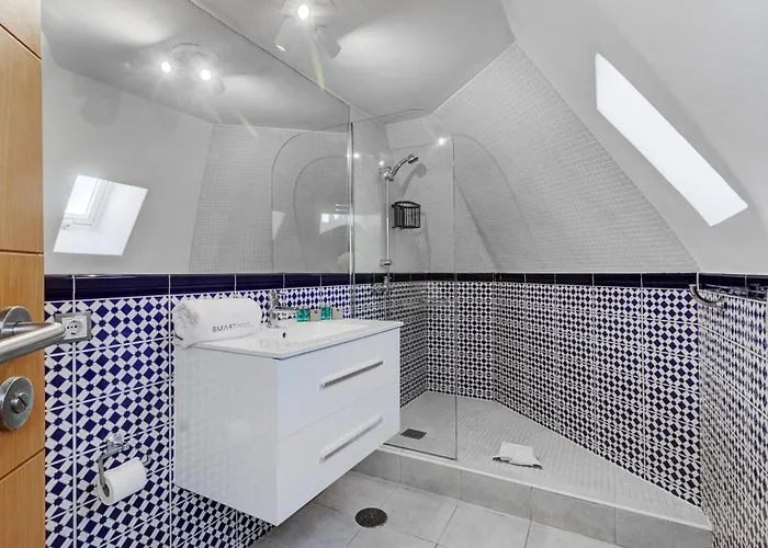 Апартаменты White Paradise Адехе